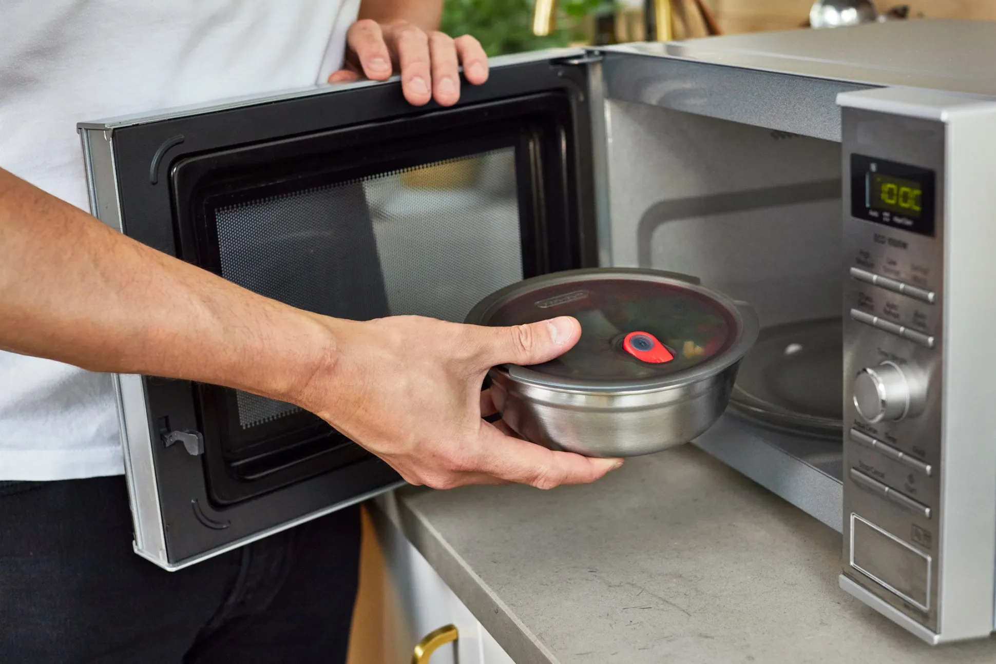 Black+Blum Microwavable Steel Food Bowl - Small 650ml
