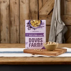 Doves Farm Organic Ancient Grain Fruit & Fibre Flakes 375g