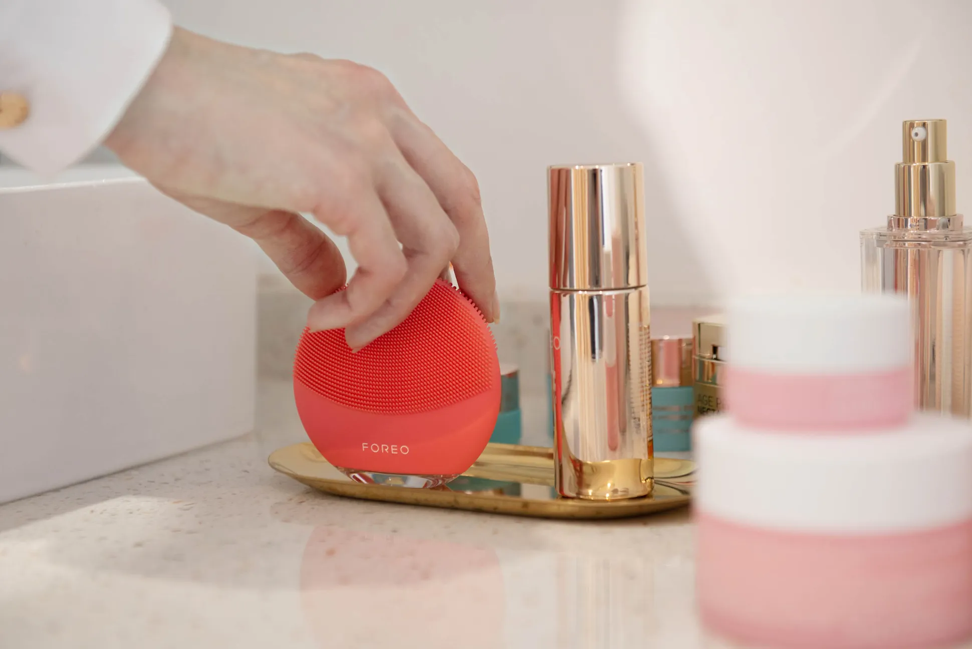FOREO™ LUNA 4 mini Coral 87g