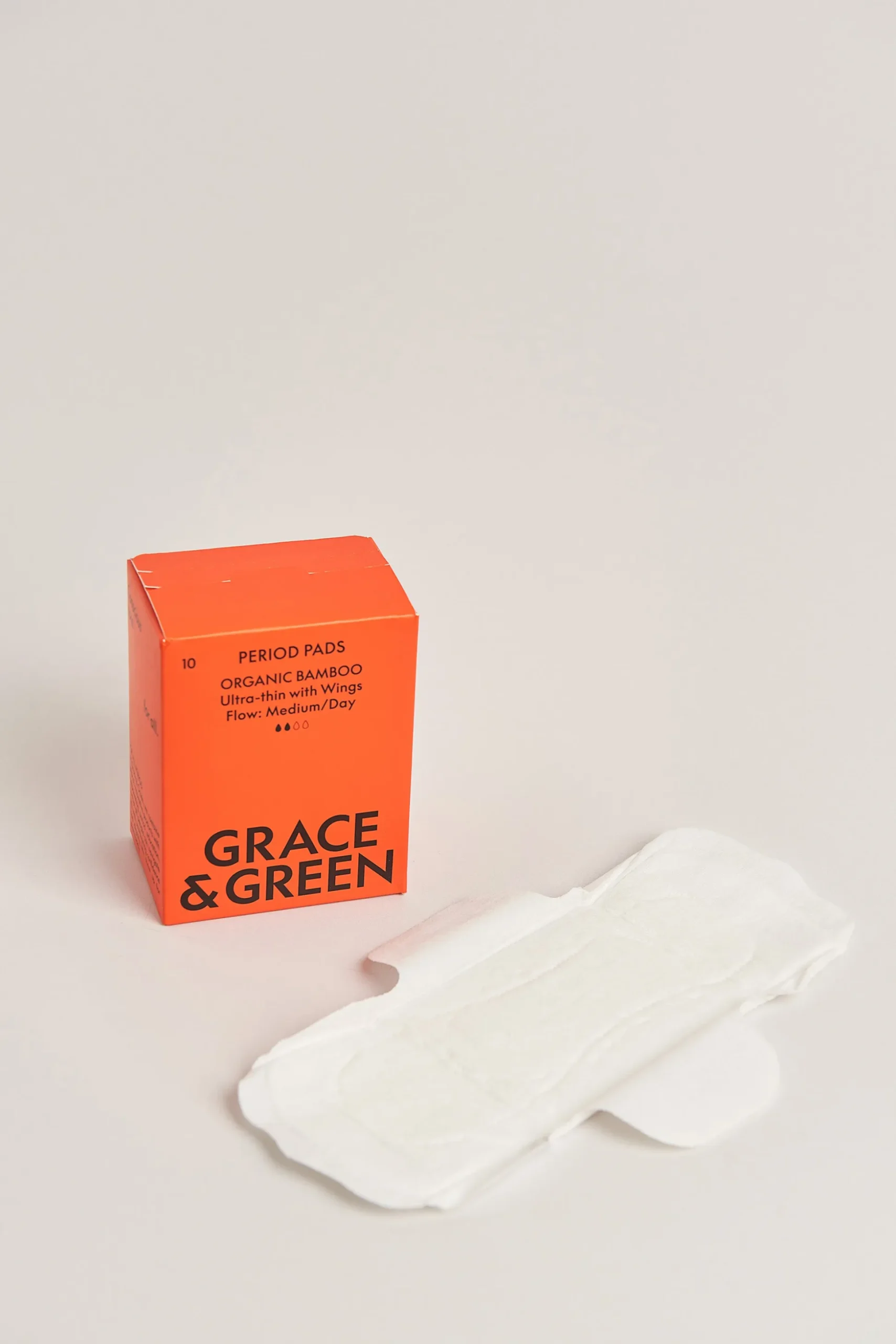 Grace & Green Organic Bamboo Period Pads - Medium 10 pads