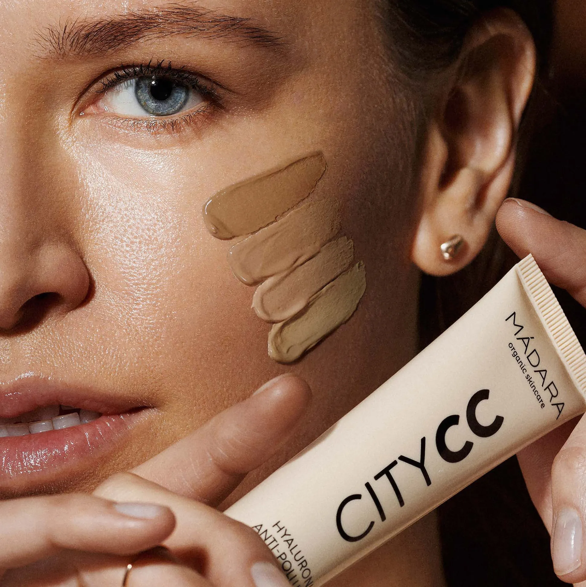 MADARA CITY CC Hyaluronic Anti-pollution CC cream SPF 15, TAN 40ml