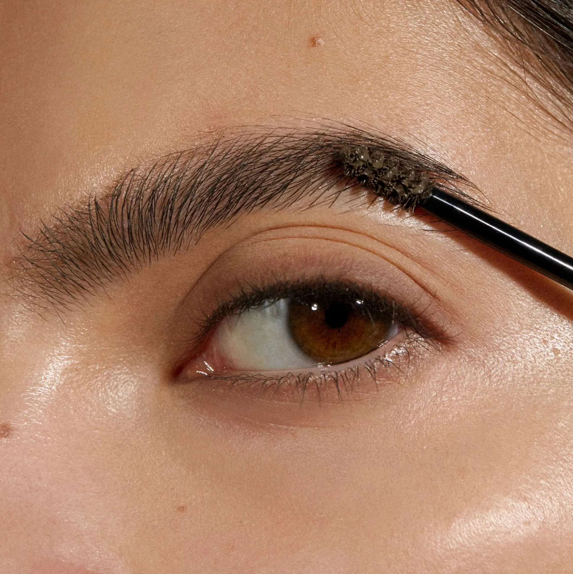 MADARA GROW & FIX Tinted Brow Gel, #4 ASH BROWN 4ml