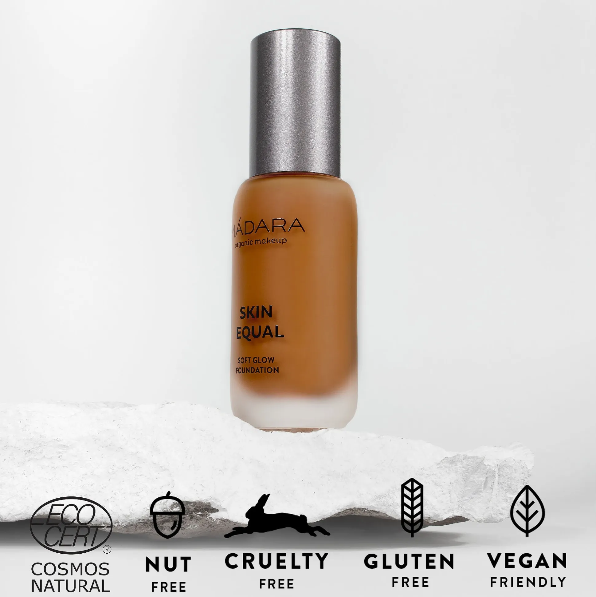 MADARA SKIN EQUAL Foundation, #90 CHESTNUT 30ml
